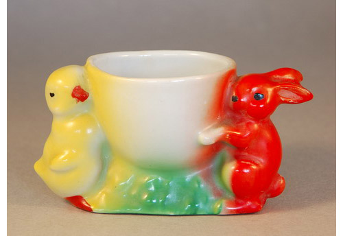 1930s Egg Cup formed with a small bunny and a small chick