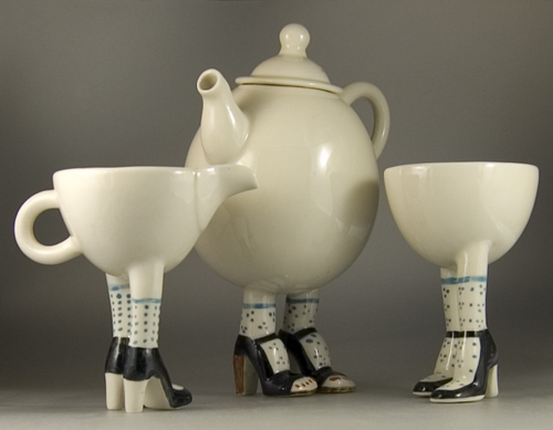 2006 Lustre Pottery Walking Ware Teaset + 2 cups Ltd Ed (Sold)
